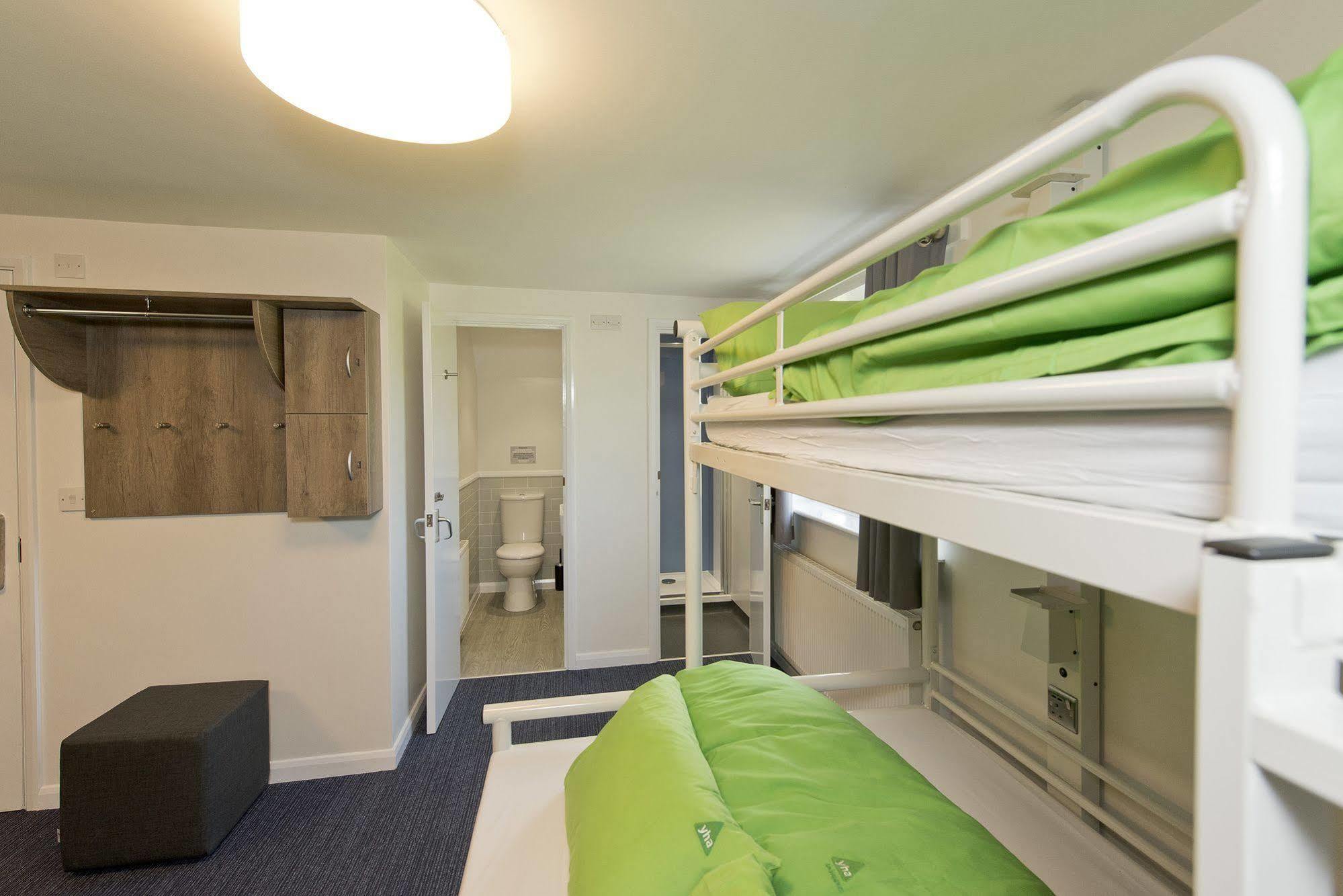 Yha Treyarnon Bay Hostel Padstow Exterior foto